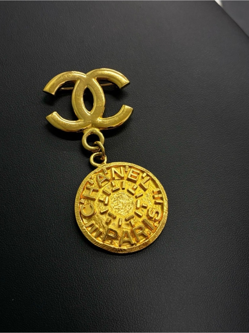 CHANEL Vintage 24KGP large Double CC Medallion Brooch